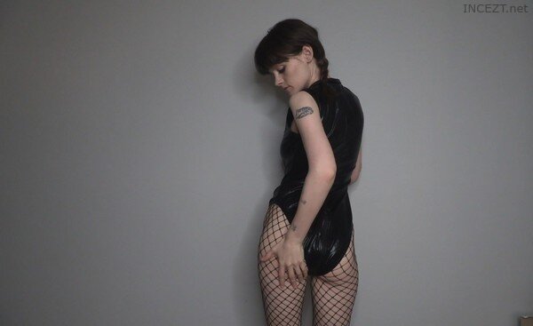 Messed Up Daddy’s Girl – Sydney Harwin HD 1080p